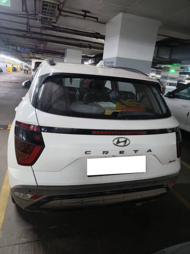 https://images10.gaadi.com/usedcar_image/4603021/original/processed_0597c15f-c140-42cc-9a6c-17a3f60809f6.jpg?imwidth=6400