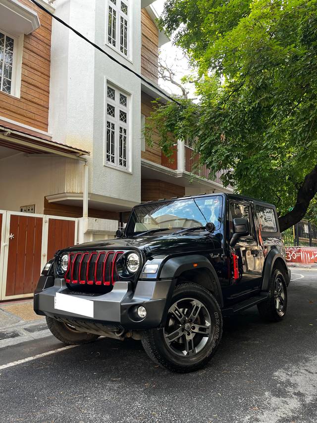 https://images10.gaadi.com/usedcar_image/4603029/original/processed_bfb4e929bb8e1c70bd96cb43ef5991e6.jpg?imwidth=6402