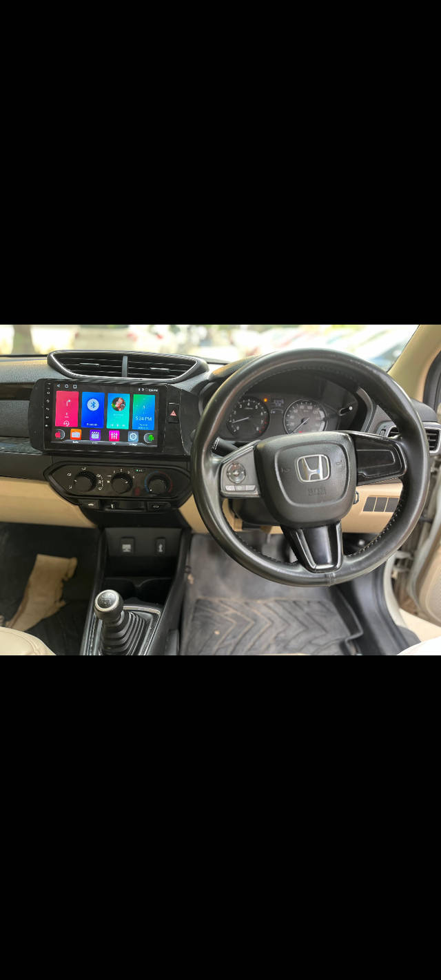 https://images10.gaadi.com/usedcar_image/4603056/original/c4d29df57baa6410c14d0907a4d8bfb9.png?imwidth=6402