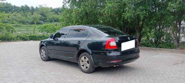 https://images10.gaadi.com/usedcar_image/4603063/original/processed_f218878dccdd9a9e01e5c58a7548ef68.jpg?imwidth=6402