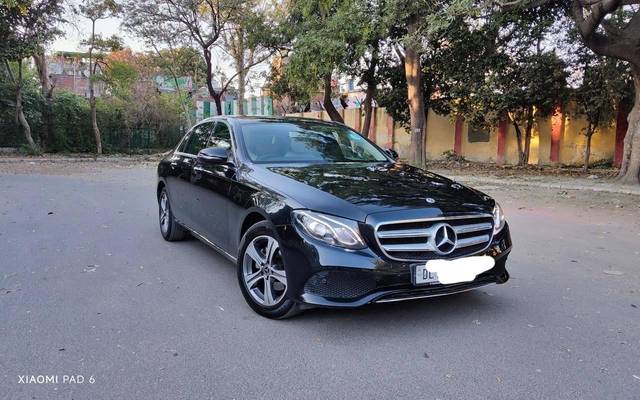 https://images10.gaadi.com/usedcar_image/4603082/original/processed_13e0f8b04cdb2e6bcfeb2d55ccbbee5d.jpg?imwidth=6400