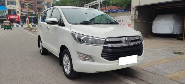 https://images10.gaadi.com/usedcar_image/4603088/original/processed_a7f07cc68471a18bcc1197cdb4097b73.jpg?imwidth=6400