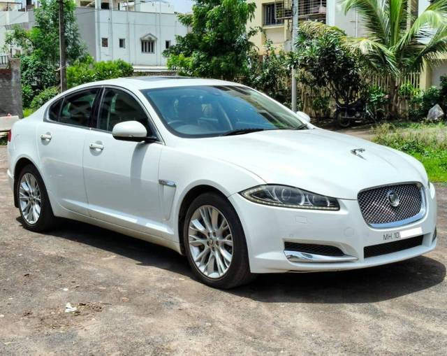 https://images10.gaadi.com/usedcar_image/4603104/original/processed_0fe7024fb85e97265c2a780c9ccdf32a.jpg?imwidth=6400