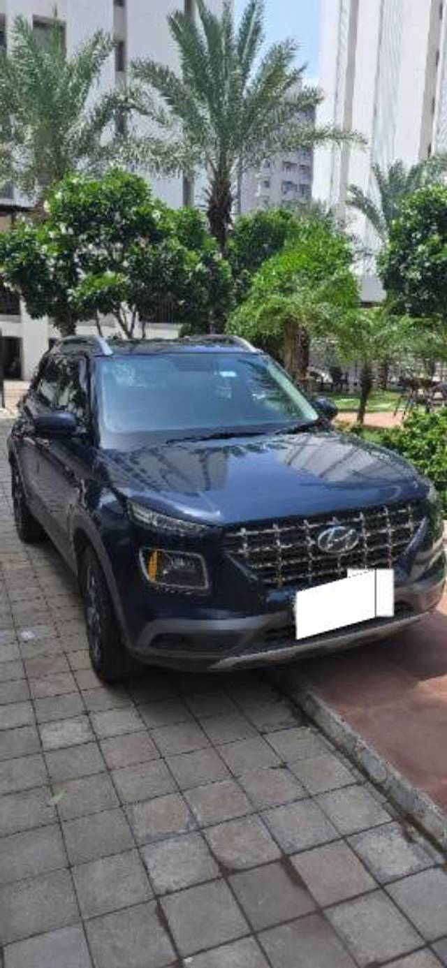 https://images10.gaadi.com/usedcar_image/4603122/original/processed_aa3adcdd-25e1-4d3e-b748-49b58d33c97c.jpg?imwidth=6401