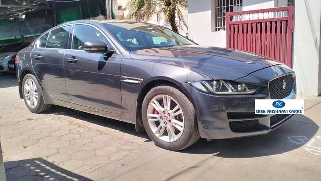 https://images10.gaadi.com/usedcar_image/4603125/original/processed_ab7b8cfc5af051dba29ea1b8fc2cabdd.jpeg?imwidth=6400