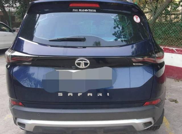 https://images10.gaadi.com/usedcar_image/4603126/original/processed_0b3ae30e-dae4-422c-b596-999e58213713.jpeg?imwidth=6402