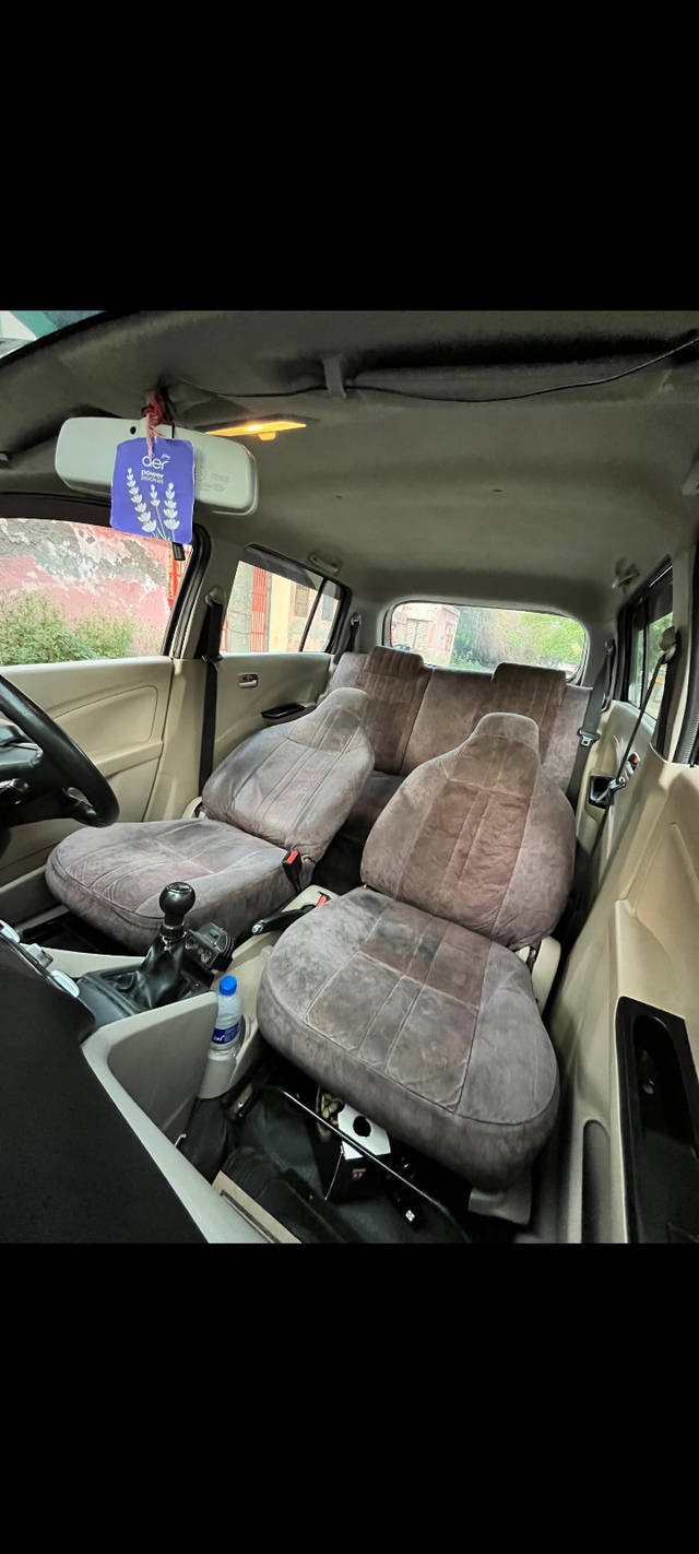 https://images10.gaadi.com/usedcar_image/4603140/original/44160e9a11cc03d7399dd4f6fdbae4e6.png?imwidth=6402
