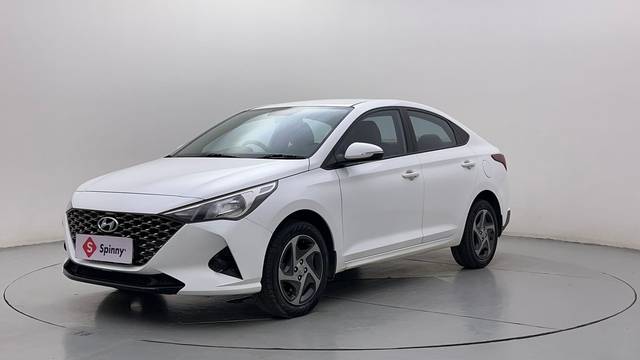 https://images10.gaadi.com/usedcar_image/4603253/original/32ce509d115a95000039e0b44323ad3e.JPG?imwidth=6400