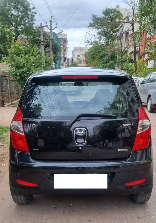 https://images10.gaadi.com/usedcar_image/4603262/original/processed_22e5f7b22f9c32a7f6f6fc9a7f74e9d0.jpg?imwidth=6402