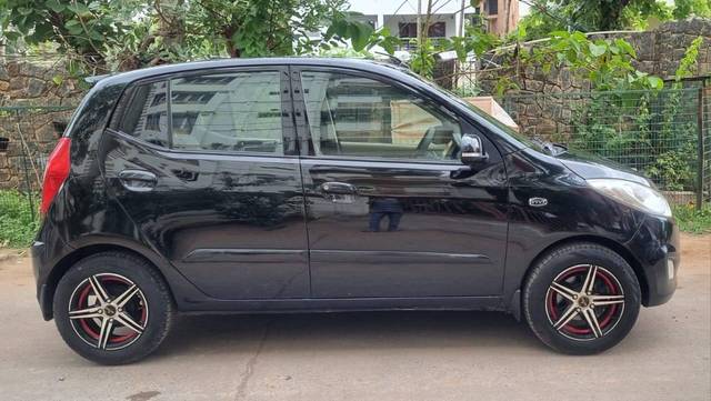 https://images10.gaadi.com/usedcar_image/4603262/original/processed_2669fbf592c77afbf6b49e8e3731d32e.jpg?imwidth=6401
