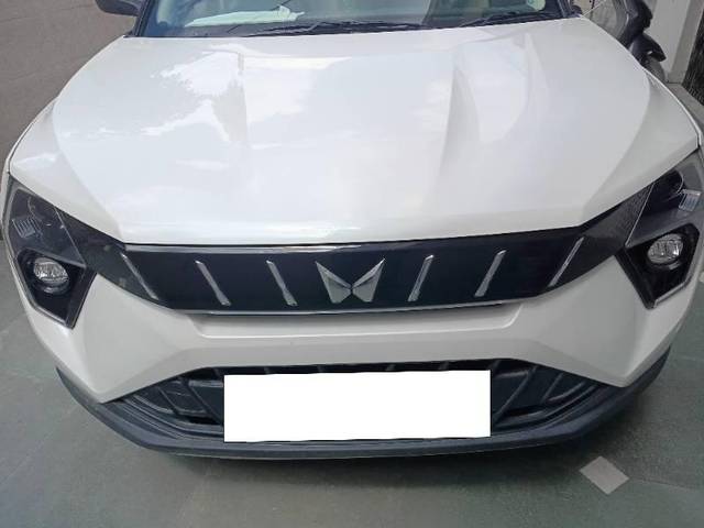 https://images10.gaadi.com/usedcar_image/4603312/original/processed_455c5757-65af-4c2c-ad9f-f2dead55dfe7.jpg?imwidth=6402