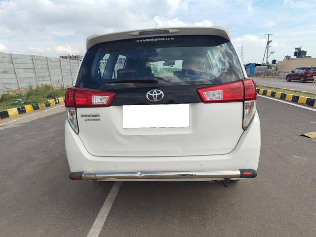 https://images10.gaadi.com/usedcar_image/4603314/original/processed_d8b955b2a2931211bcae2039959e6c8f.jpg?imwidth=6401