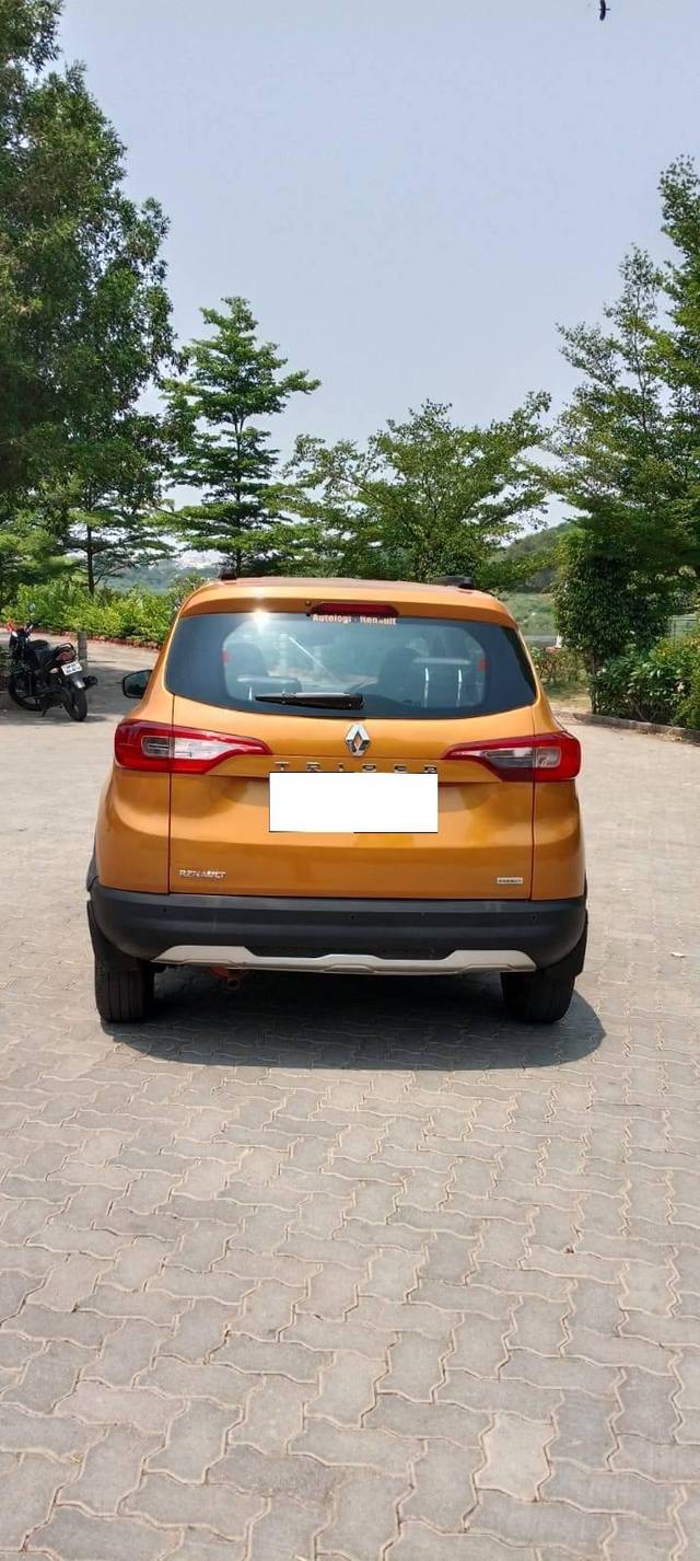 https://images10.gaadi.com/usedcar_image/4603371/original/processed_071ace5c4791a4a9bf54666c5e68cdde.jpg?imwidth=6402