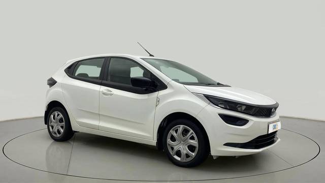 https://images10.gaadi.com/usedcar_image/4603530/original/d8f957948d27e7d0292528dbd2e39b6d.jpg?imwidth=6400