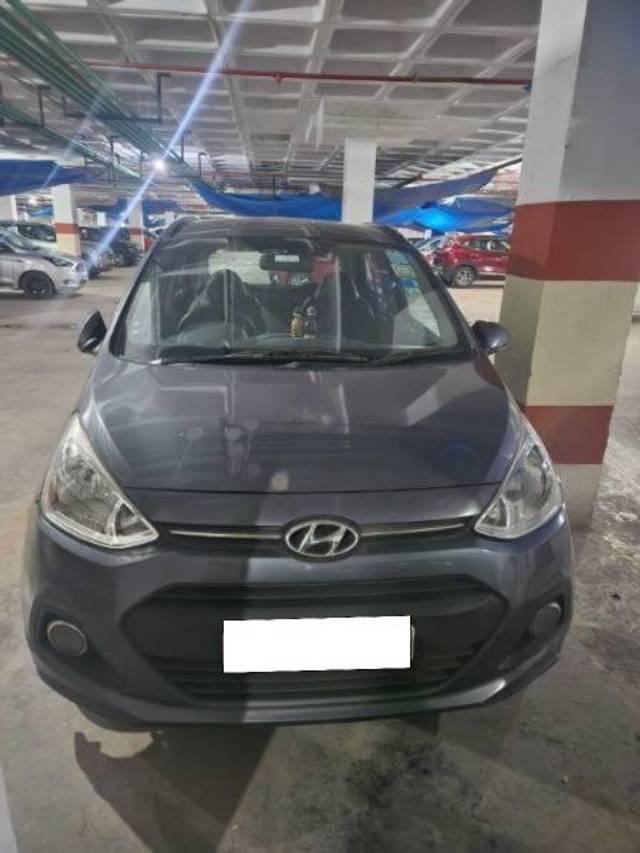 https://images10.gaadi.com/usedcar_image/4603534/original/processed_4b141baf-8230-4e77-86d9-27077e93d9a4.jpg?imwidth=6402