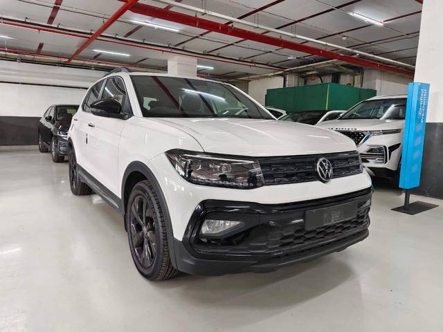 https://images10.gaadi.com/usedcar_image/4603629/original/processed_b8c236a9c21f76da76379936679984e6.jpg?imwidth=6400