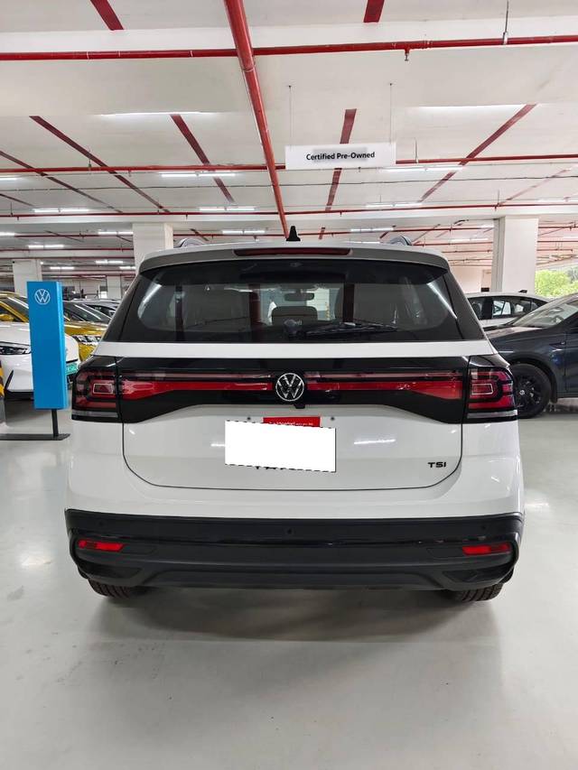 https://images10.gaadi.com/usedcar_image/4603629/original/processed_da43a3e84c3e8577e06fe2652e85081f.jpg?imwidth=6402