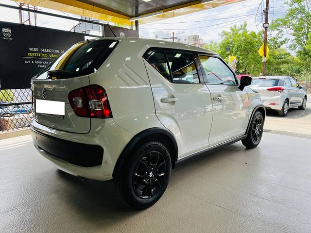 https://images10.gaadi.com/usedcar_image/4603635/original/processed_10a72624ae0593c394eaa3885b3347b2.jpg?imwidth=6402