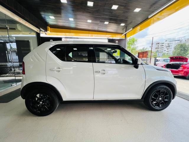https://images10.gaadi.com/usedcar_image/4603635/original/processed_24dbb0d1d47463d61226033b9e19ac79.jpg?imwidth=6401