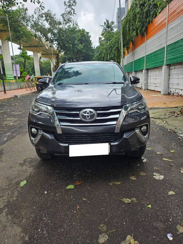 https://images10.gaadi.com/usedcar_image/4603636/original/processed_f790714bbac9247d99f8e4a8aabc9cc8.jpg?imwidth=6400