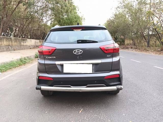 https://images10.gaadi.com/usedcar_image/4603658/original/processed_b4f791a7af47f499111b3b431055c85c.jpg?imwidth=6402
