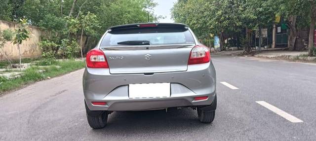 https://images10.gaadi.com/usedcar_image/4603666/original/processed_bfd72f6f269b385c8546f06b8d0e1e45.jpg?imwidth=6402