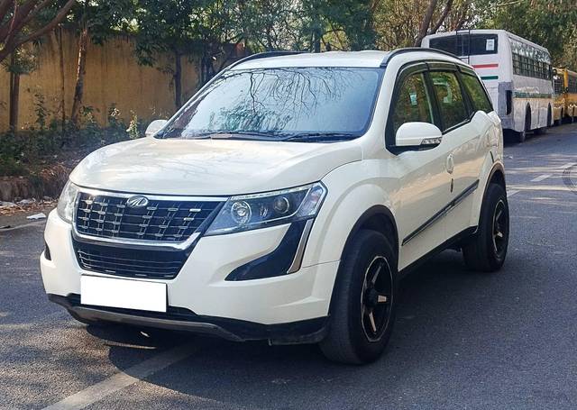 https://images10.gaadi.com/usedcar_image/4603676/original/processed_75ab538775ee1fb3e7e98932e0a07f2e.jpg?imwidth=6402