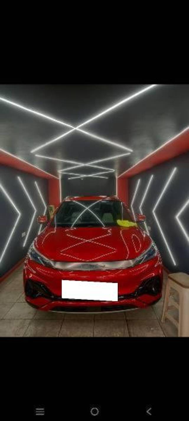 https://images10.gaadi.com/usedcar_image/4603692/original/processed_33cabad9-a847-45a4-9453-925050ba7460.jpg?imwidth=6400
