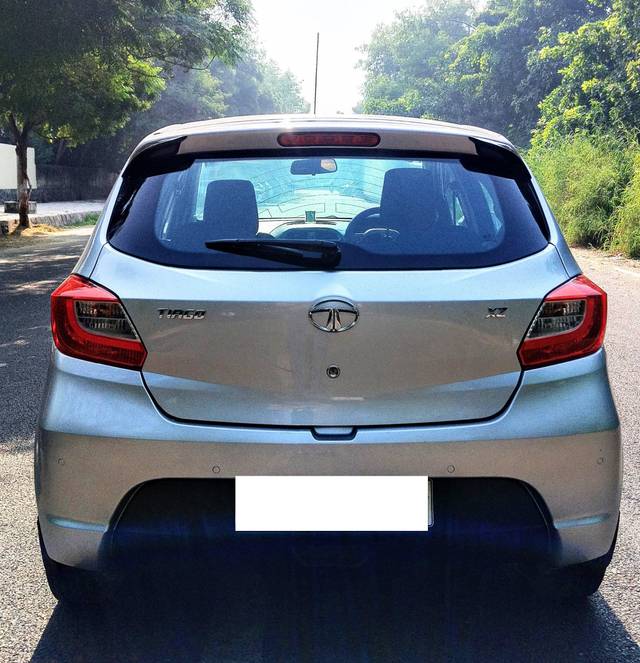 https://images10.gaadi.com/usedcar_image/4603695/original/processed_3b4630b7e39c37b2fa2d1c7606a8a05d.jpg?imwidth=6401