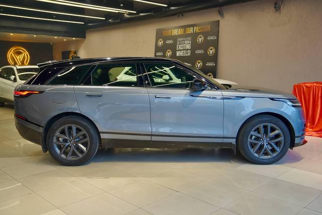 https://images10.gaadi.com/usedcar_image/4603712/original/processed_1c3753169e97ed5a1dcf4af3de83be6a.jpg?imwidth=6401