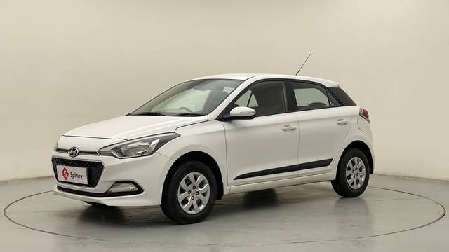 https://images10.gaadi.com/usedcar_image/4603719/original/2b3344b630d0b75f1d6676a07bb10d52.JPG?imwidth=6400