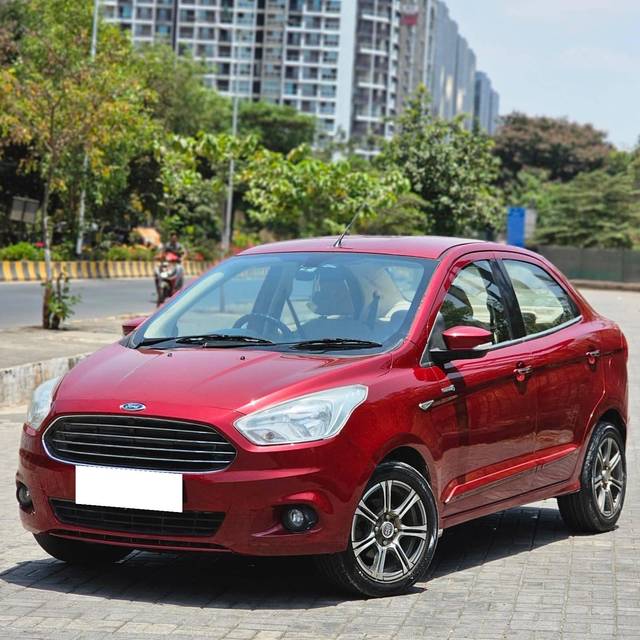 https://images10.gaadi.com/usedcar_image/4603727/original/processed_3456d552e668c2ff1165786724eb9a69.jpg?imwidth=6402