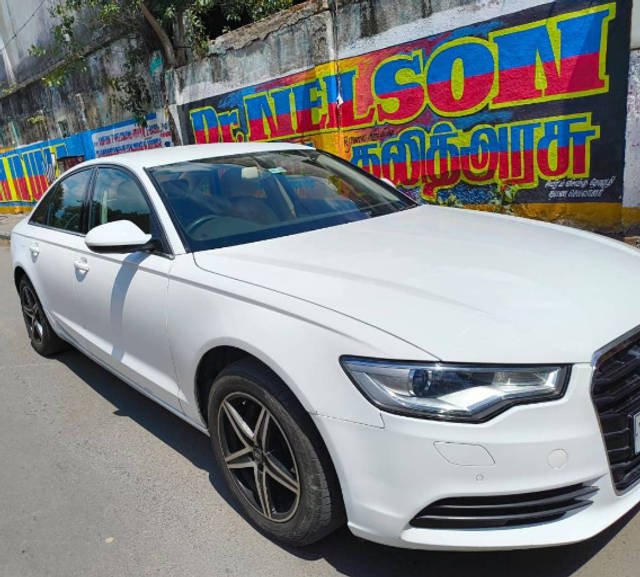 https://images10.gaadi.com/usedcar_image/4603750/original/6e610201d8f95ffad095e1da96a7a35e.png?imwidth=6400
