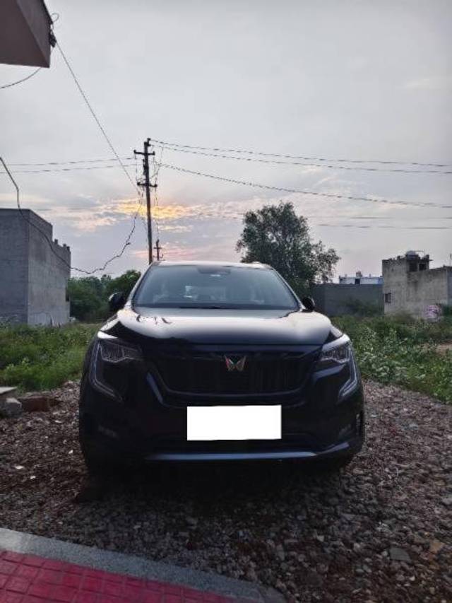 https://images10.gaadi.com/usedcar_image/4603832/original/processed_44b8081b-2b57-4160-af4c-dc129f15ef13.jpg?imwidth=6402