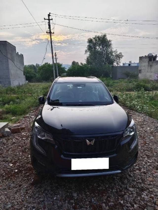 https://images10.gaadi.com/usedcar_image/4603832/original/processed_acc64460-427a-43ea-9921-56bcf404b132.jpg?imwidth=6401