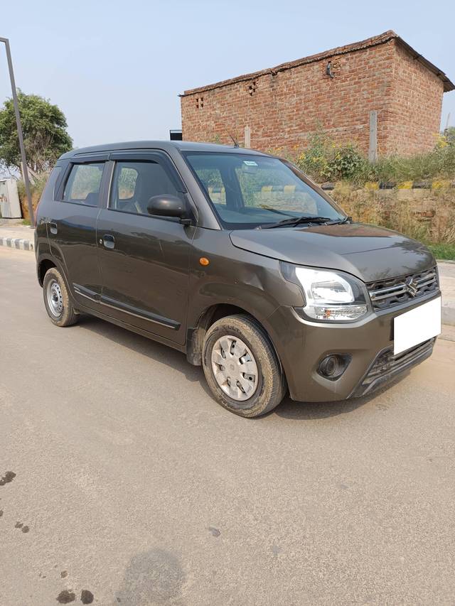 https://images10.gaadi.com/usedcar_image/4603853/original/processed_7fed06af70277edc2551280fd484a146.jpg?imwidth=6400