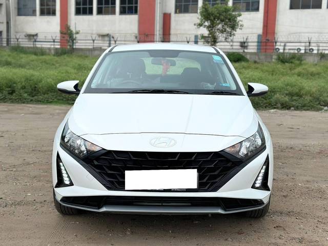 https://images10.gaadi.com/usedcar_image/4603859/original/processed_25459bfffc7b14902387489661753f95.jpg?imwidth=6400