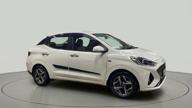 https://images10.gaadi.com/usedcar_image/4603908/original/5eef1ebd6d894bbc8030af8af6802243.jpg?imwidth=6400