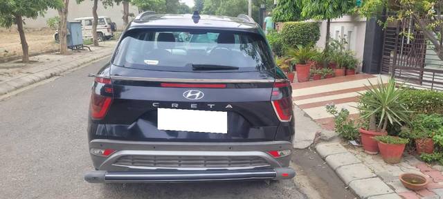 https://images10.gaadi.com/usedcar_image/4603947/original/processed_31e9d569-a2c7-4fb1-8cdf-1345b81d60bf.jpg?imwidth=6401