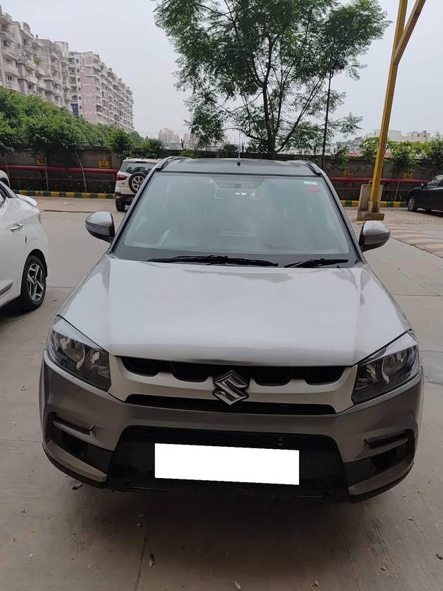 https://images10.gaadi.com/usedcar_image/4603959/original/processed_16c9a659-c7a0-464e-a822-75cc7588acd9.jpg?imwidth=6402
