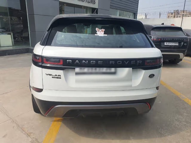 https://images10.gaadi.com/usedcar_image/4604039/original/ca65167c-0ef7-4788-bbe9-fe68a4859263.png?imwidth=6401