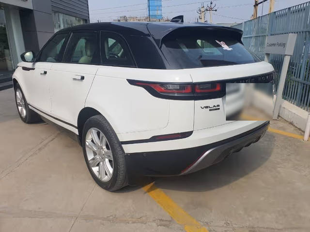 https://images10.gaadi.com/usedcar_image/4604039/original/d043911f-73de-4d08-9dd6-8ff0e3b28146.png?imwidth=6402