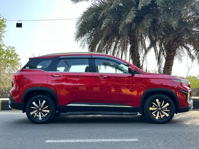 https://images10.gaadi.com/usedcar_image/4604046/original/fca23b462dc3682e15ac6aafc4beedd7.jpg?imwidth=6401