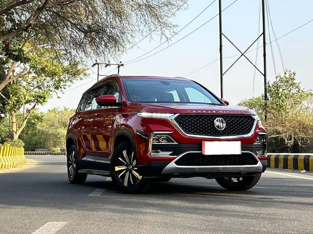 https://images10.gaadi.com/usedcar_image/4604046/original/processed_7ac0049add5b84b122a38aaa8ec81760.jpg?imwidth=6400