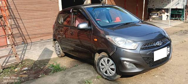 https://images10.gaadi.com/usedcar_image/4604072/original/processed_f28225a9-6a50-41b7-87ae-4590cb8bd083.jpg?imwidth=6400