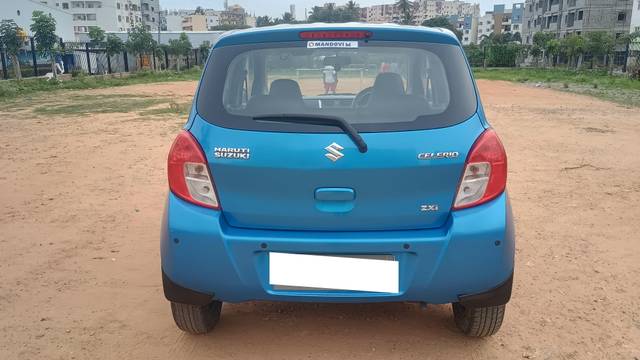 https://images10.gaadi.com/usedcar_image/4604080/original/processed_58e69c6702a871277c72885fcdeef362.jpg?imwidth=6402