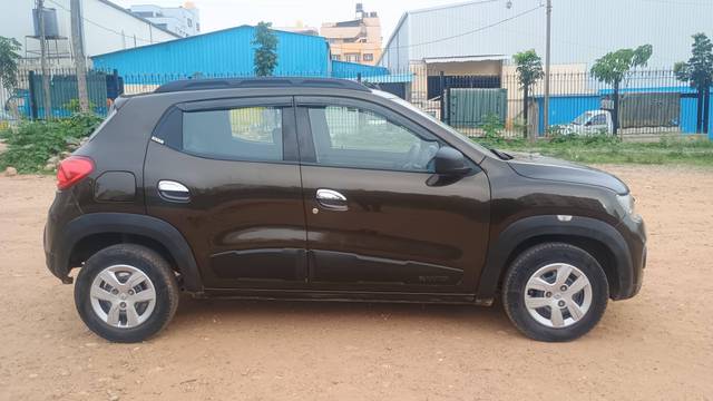 https://images10.gaadi.com/usedcar_image/4604088/original/processed_088c416924728ad4ab3b24a578cbd289.jpg?imwidth=6401