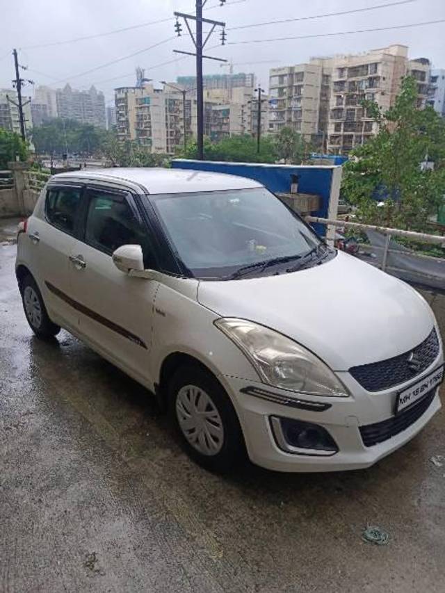 https://images10.gaadi.com/usedcar_image/4604092/original/processed_10aa3ee2-14d5-4bc2-867c-e21d38c7d7a8.jpg?imwidth=6400