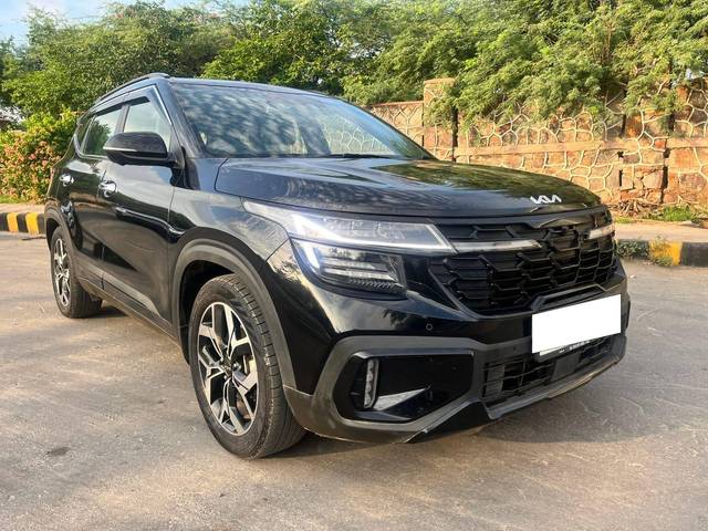 https://images10.gaadi.com/usedcar_image/4604129/original/processed_56d397f420b32a6ec34787b60fe023da.jpg?imwidth=6400