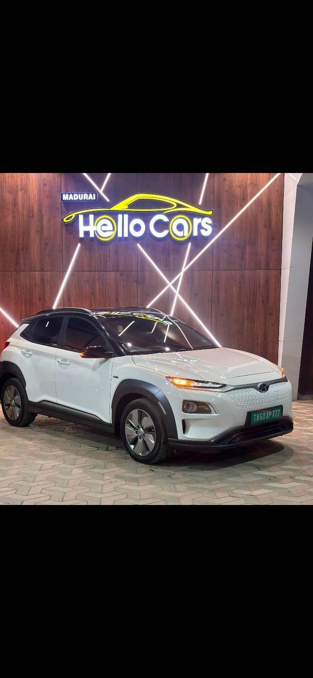 https://images10.gaadi.com/usedcar_image/4604142/original/processed_af41c2f8f4de0aef06110988fa528890.jpg?imwidth=6402
